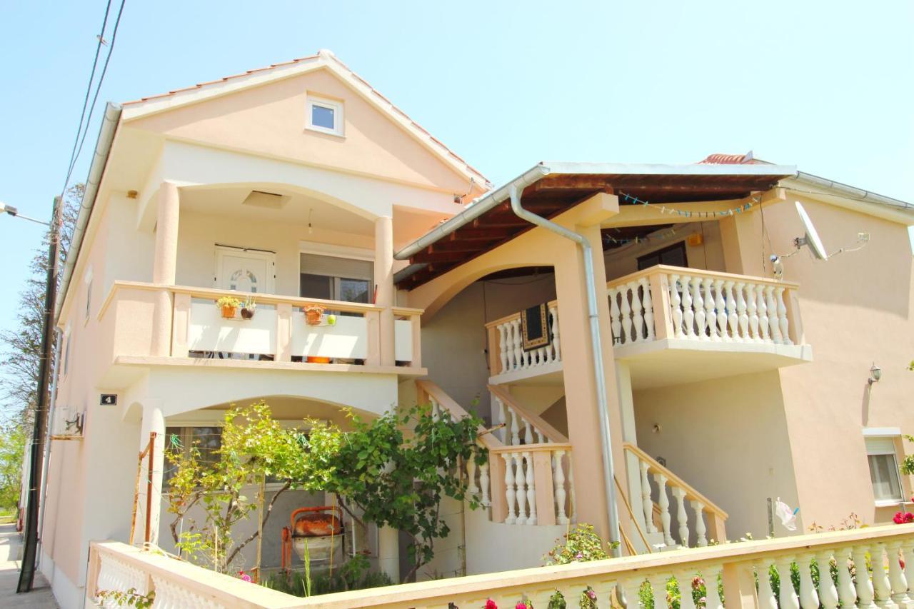 Apartment Suzy 닌 외부 사진